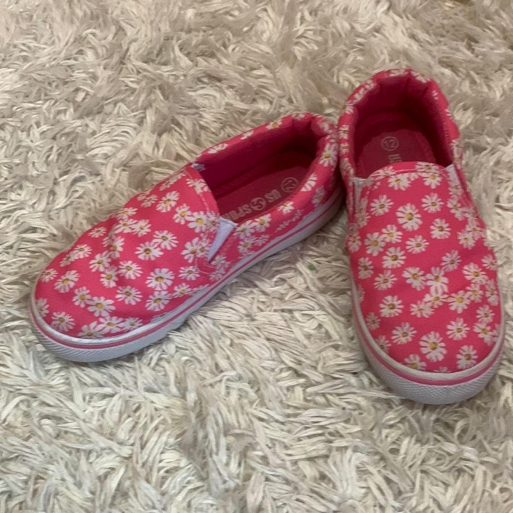 Girls Sneakers